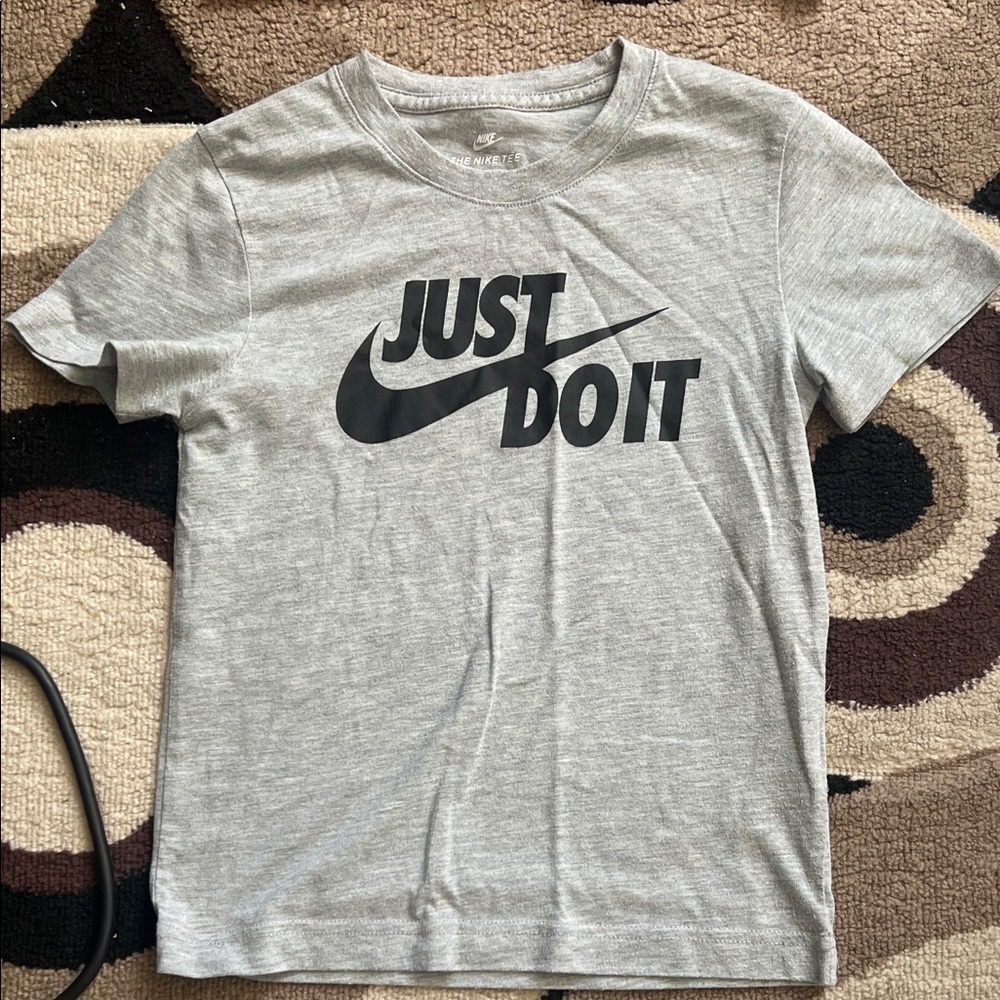 Nike Boys Graphic Tees Assorted Colors Size 7/L - Picture 4 of 12